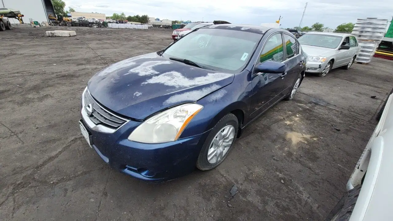 Photo of 2010 Nissan Altima