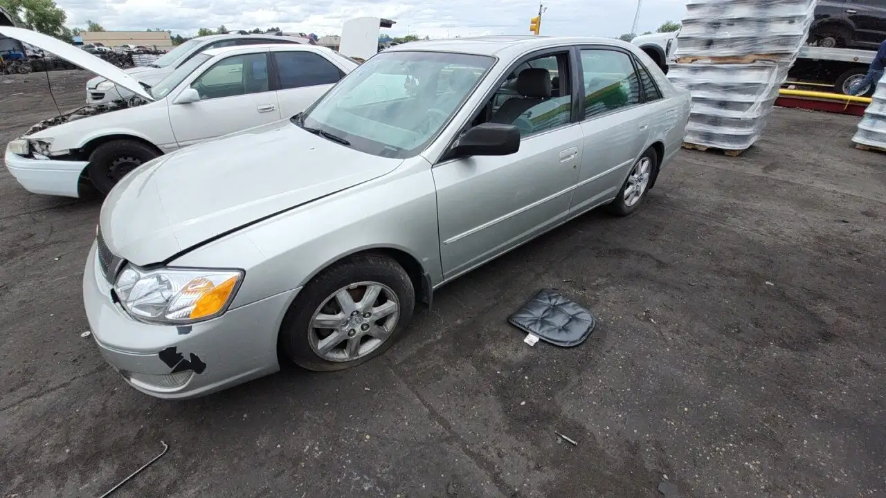 Photo of 2001 Toyota Avalon