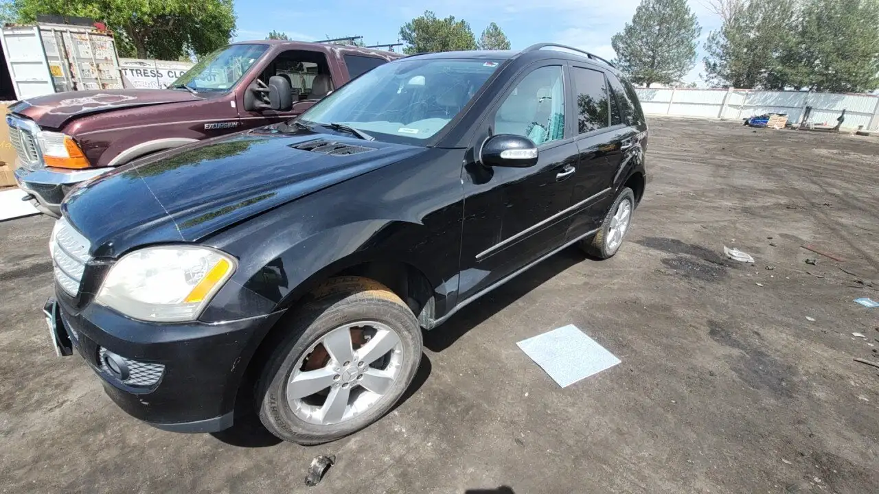 Photo of 2006 Mercedes-Benz Ml500