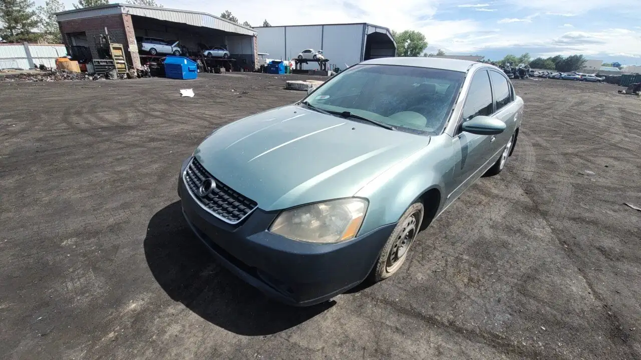 Photo of 2005 Nissan Altima