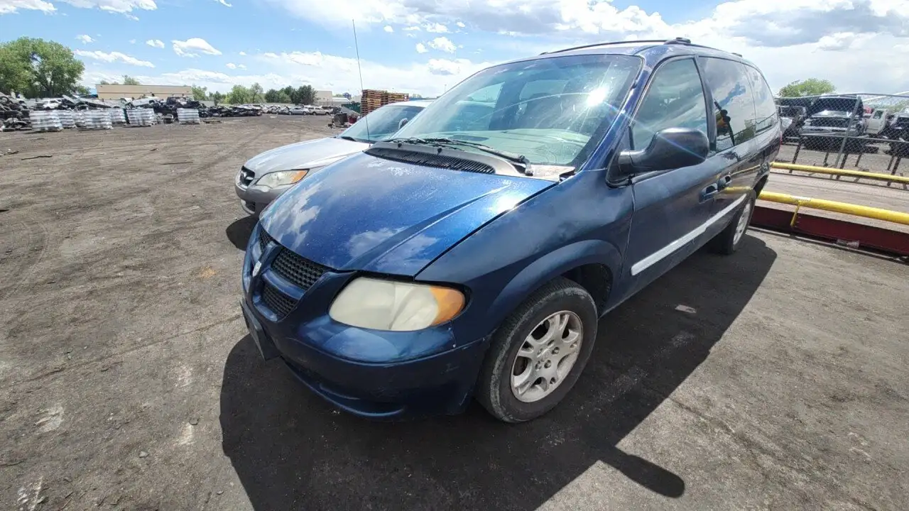Photo of 2002 Dodge Grand Caravan