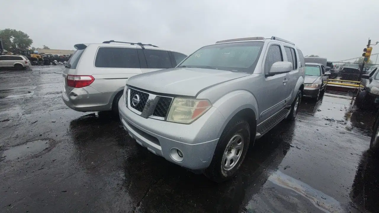 Photo of 2006 Nissan Pathfinder