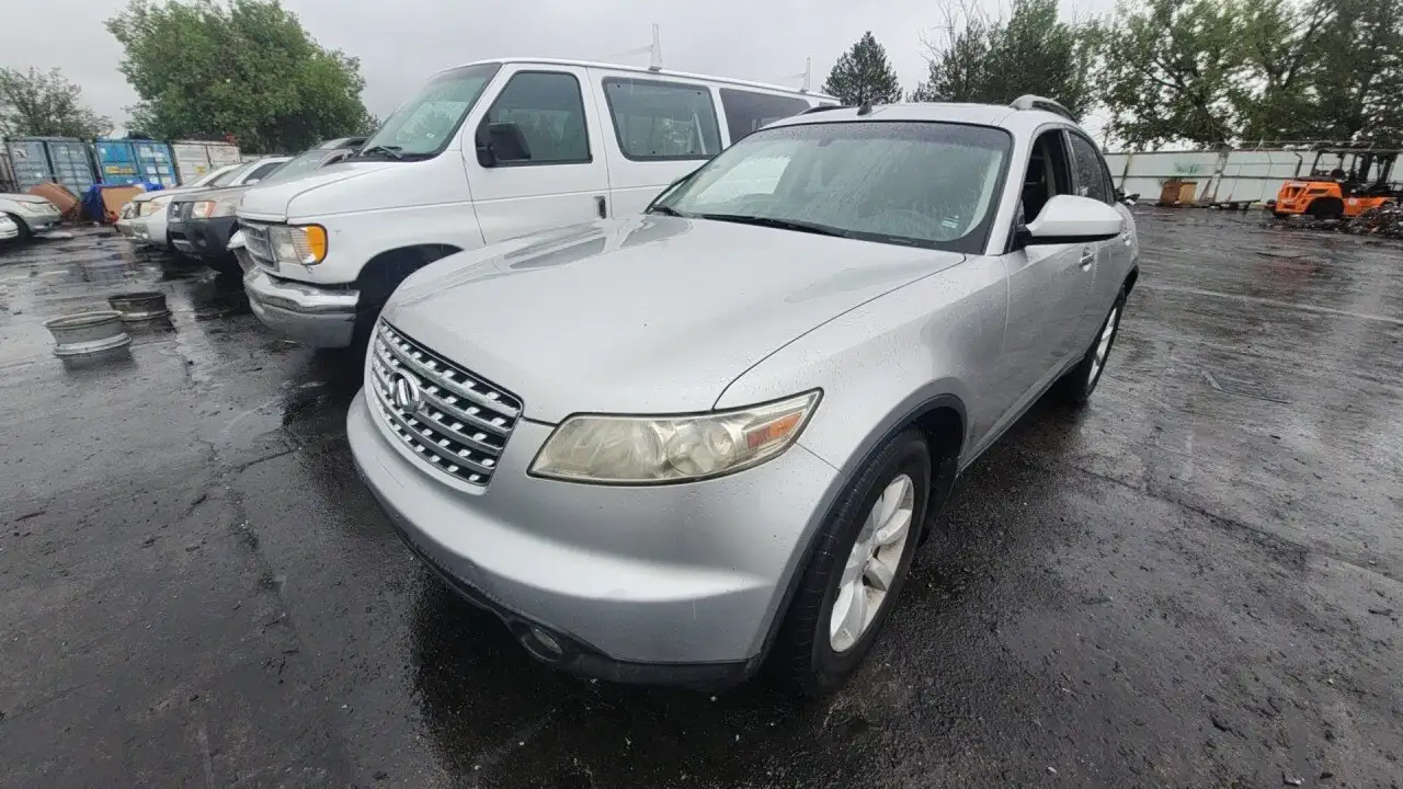 Photo of 2005 Infiniti Fx35