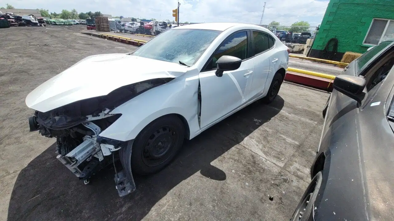 Photo of 2015 Mazda 3
