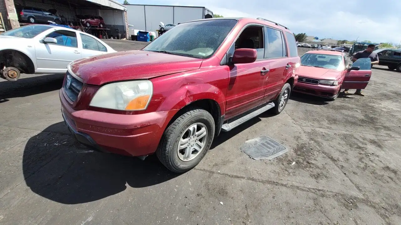 Photo of 2004 Honda Pilot