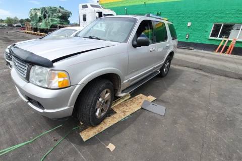 Photo of 2005 Ford Explorer
