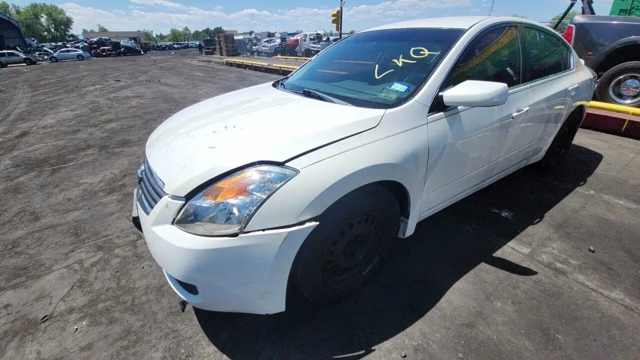 Photo of 2009 Nissan Altima