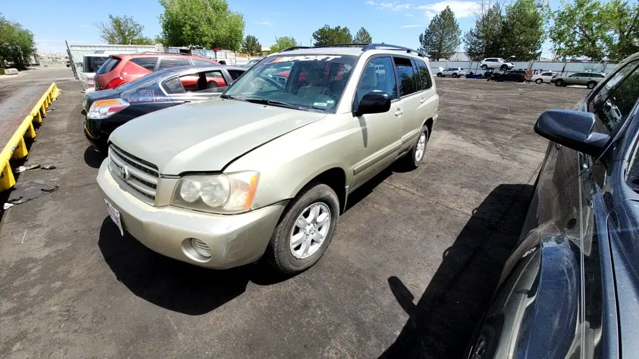 Photo of 2003 Toyota Highlander