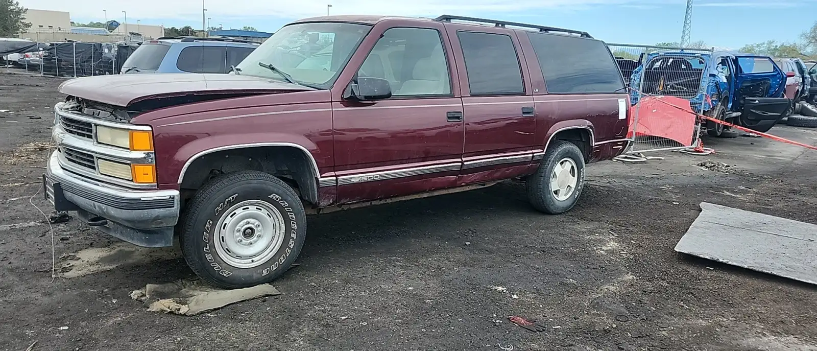 Photo of 1999 Chevrolet K1500 Suburban
