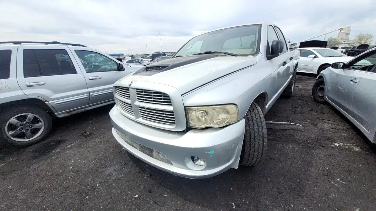 Photo of 2002 Dodge Ram 1500