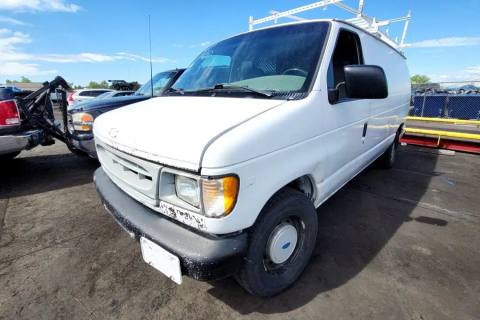 Photo of 2002 Ford E-150 Econoline