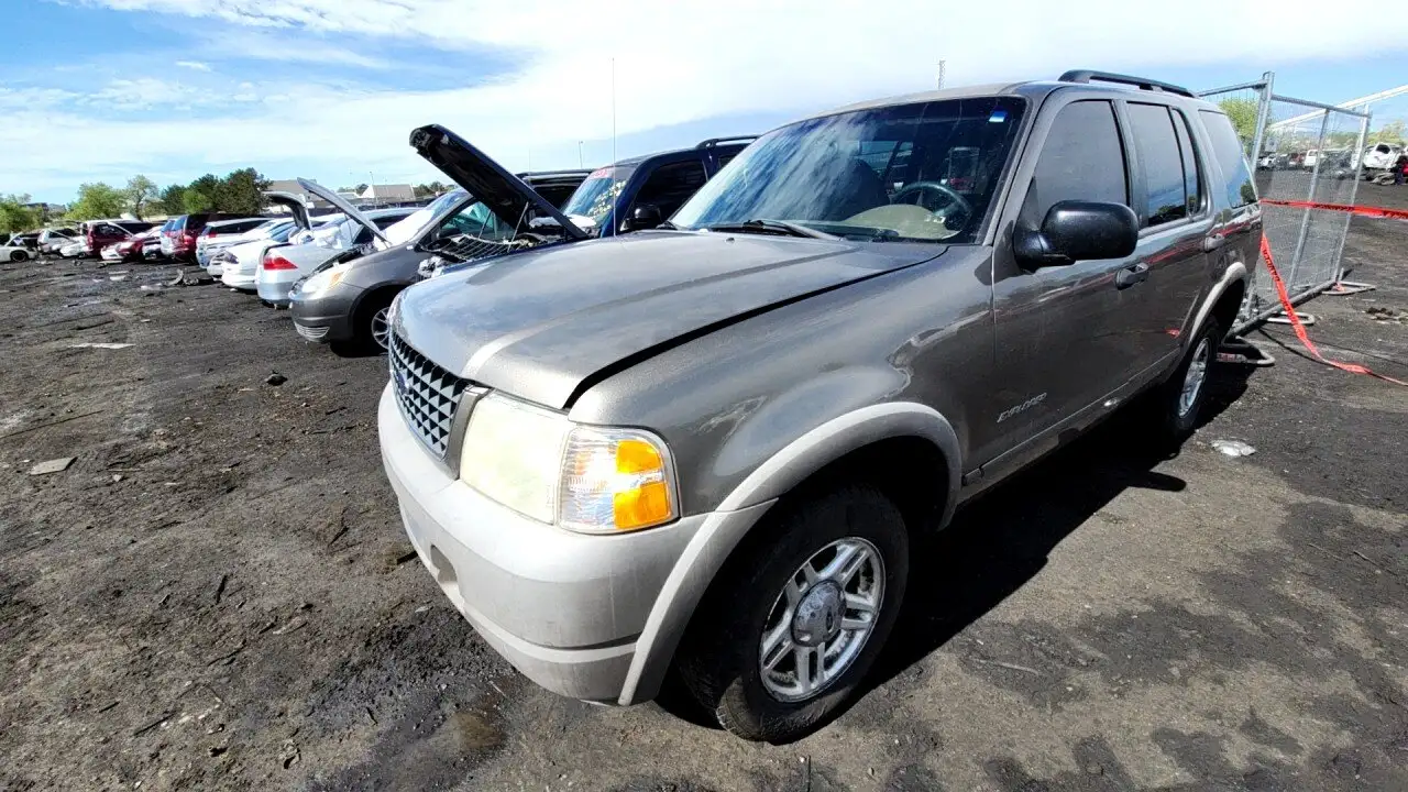Photo of 2002 Ford Explorer