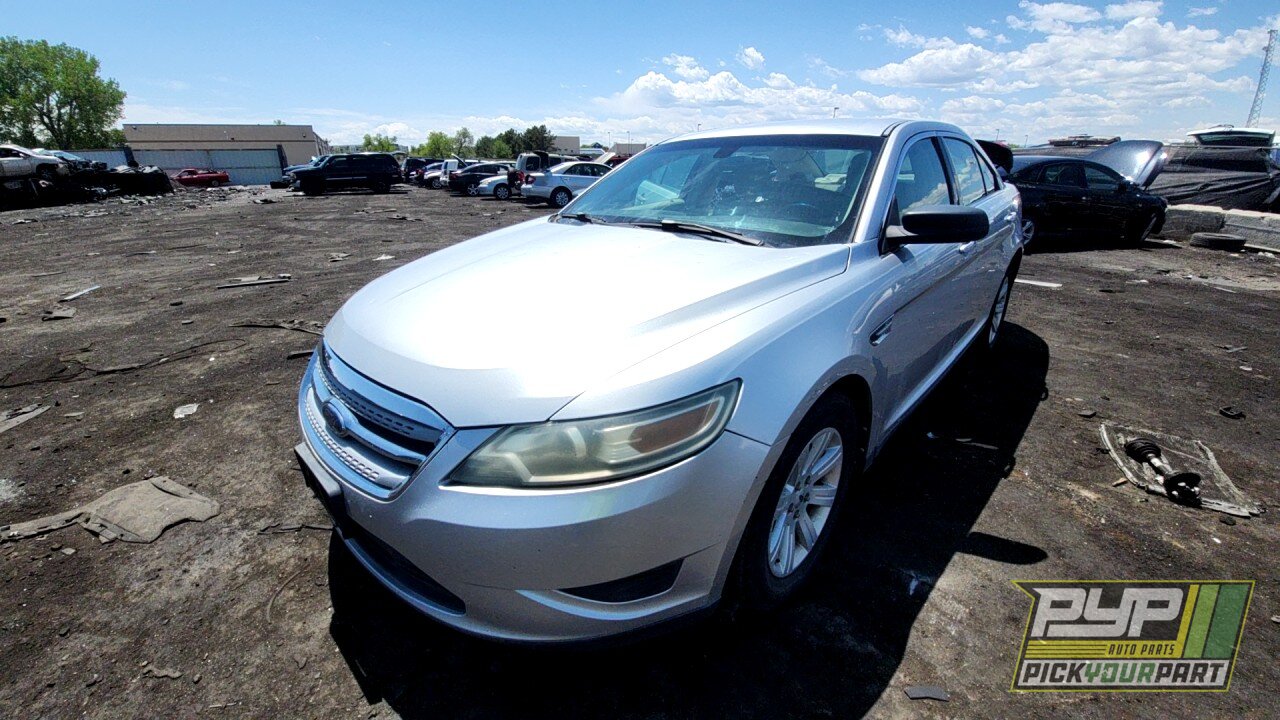Photo of 2010 Ford Taurus