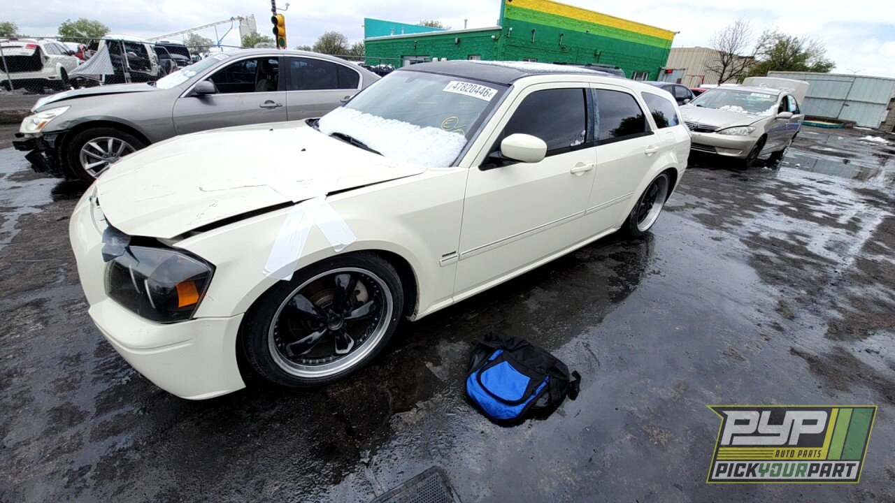 Photo of 2005 Dodge Magnum