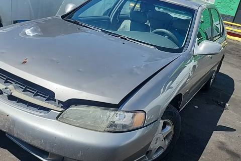 Photo of 1999 Nissan Altima