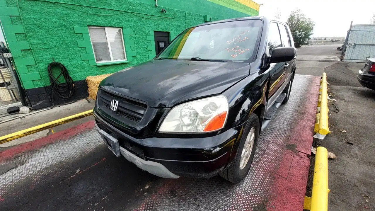 Photo of 2004 Honda Pilot