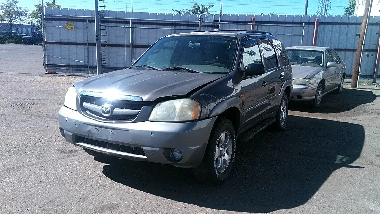 Photo of 2002 Mazda Tribute