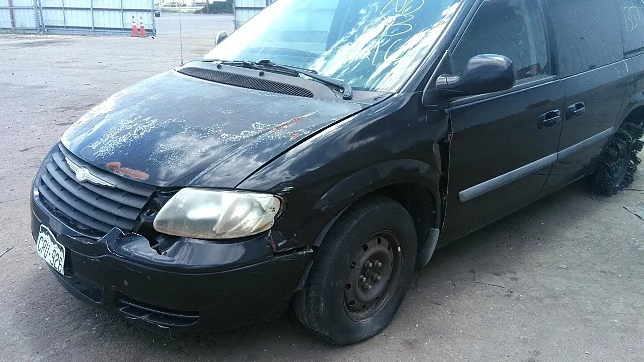 Photo of 2006 Chrysler Town & Country