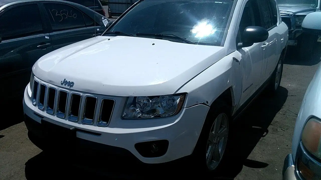 Photo of 2012 Jeep Compass