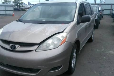 Photo of 2006 Toyota Sienna