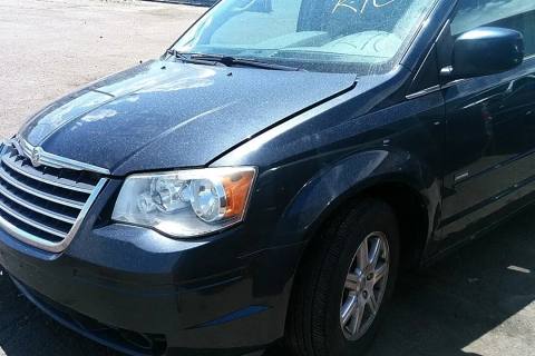 Photo of 2008 Chrysler Town & Country