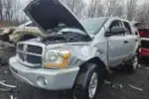 Photo of 2005 Dodge Durango