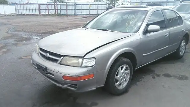 Photo of 1999 Nissan Maxima