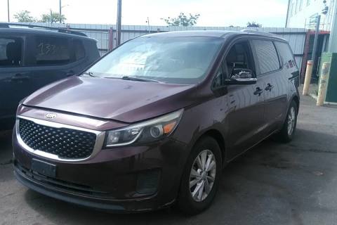 Photo of 2015 Kia Sedona