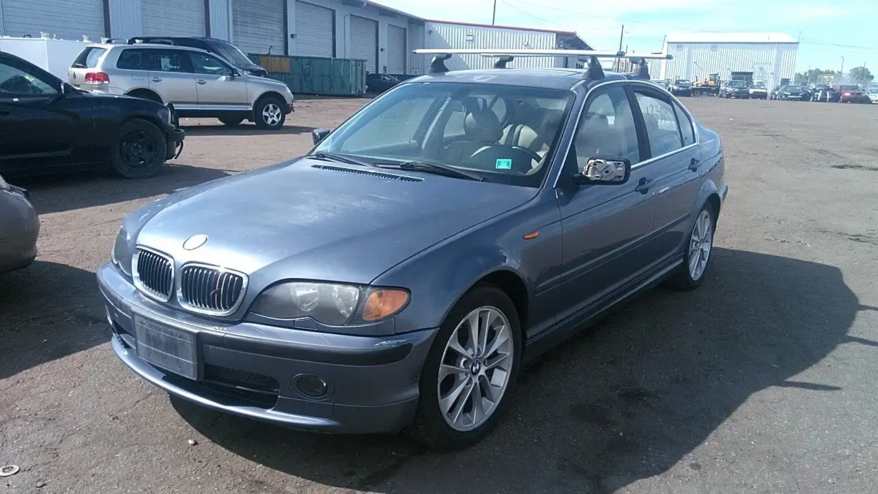 Photo of 2004 Bmw 330Xi