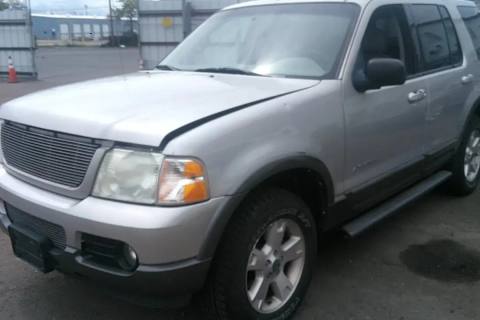 Photo of 2005 Ford Explorer