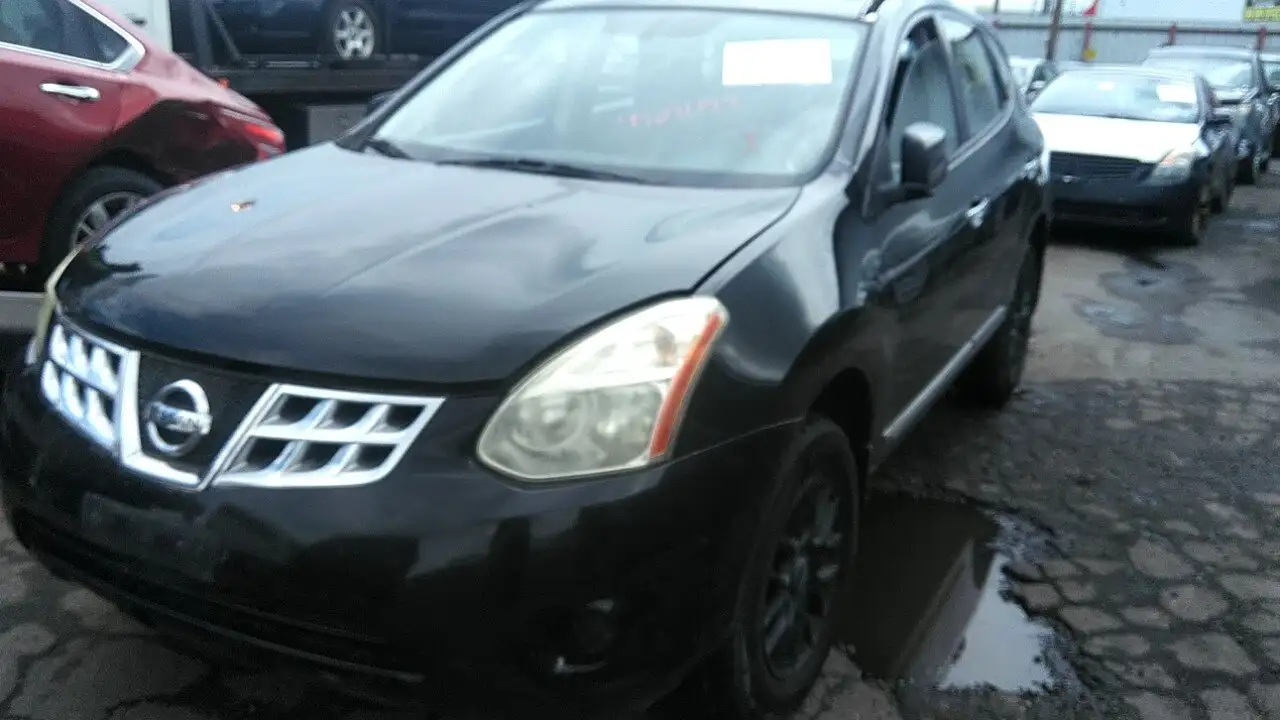 Photo of 2011 Nissan Rogue