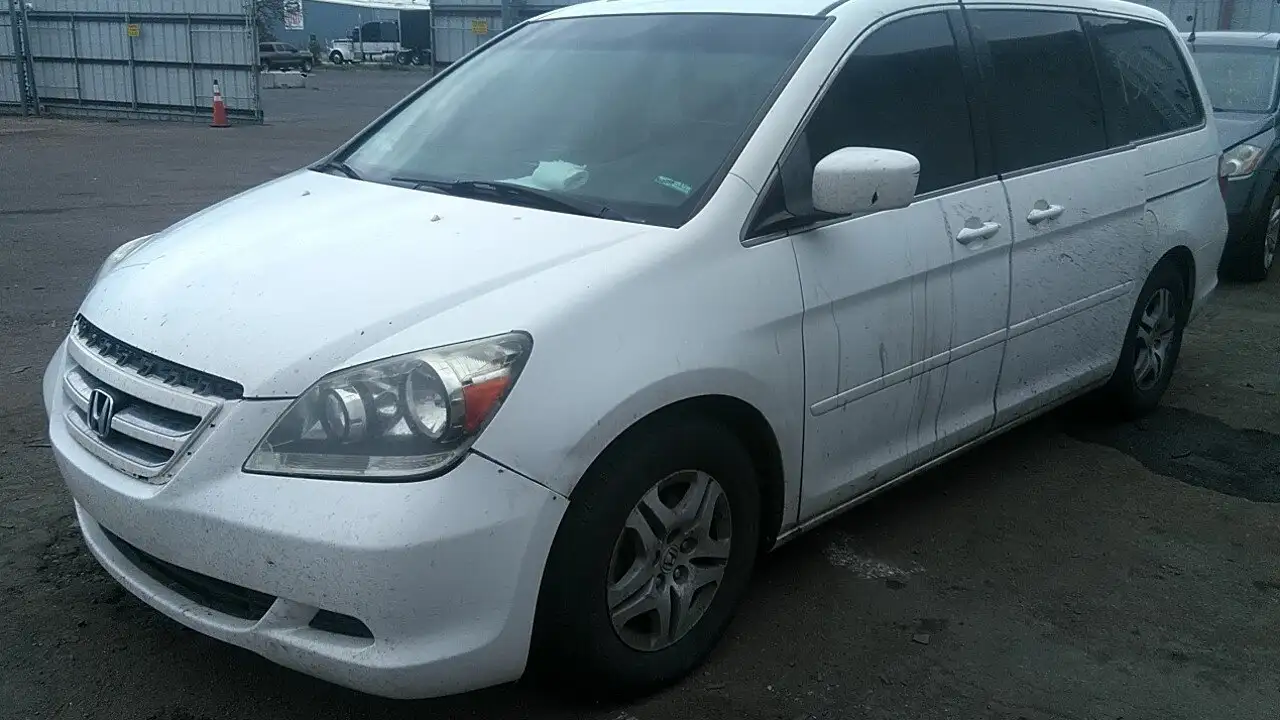 Photo of 2005 Honda Odyssey