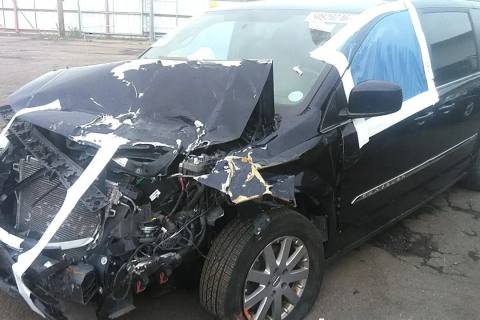 Photo of 2015 Chrysler Town & Country