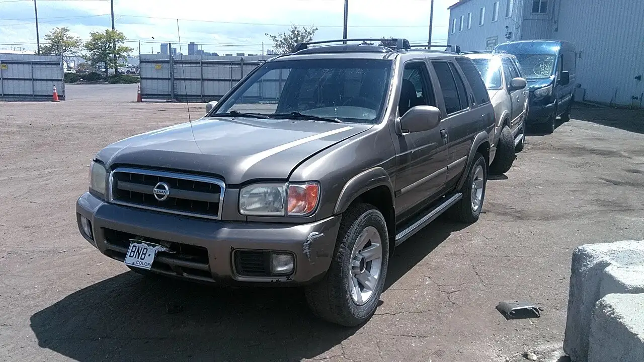 Photo of 2002 Nissan Pathfinder