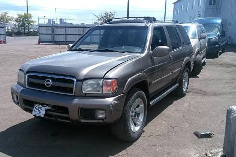 Photo of 2002 Nissan Pathfinder