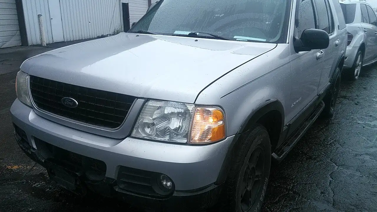 Photo of 2002 Ford Explorer