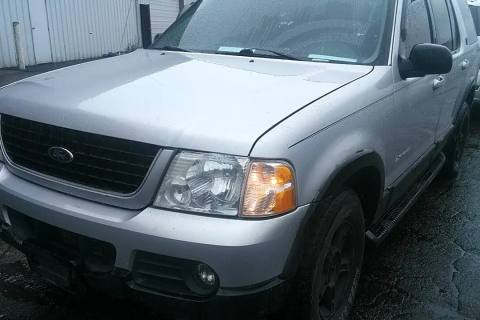 Photo of 2002 Ford Explorer