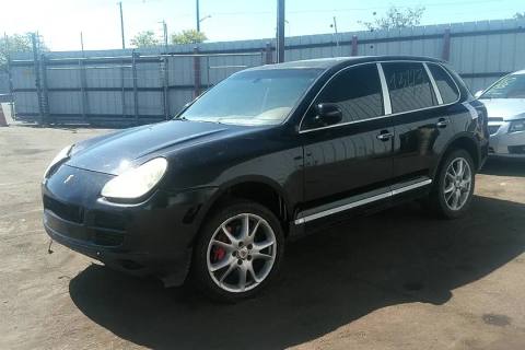 Photo of 2003 Porsche Cayenne