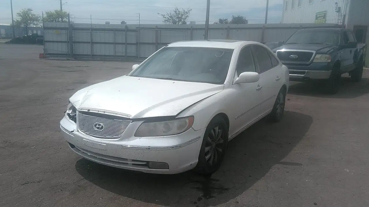 Photo of 2006 Hyundai Azera
