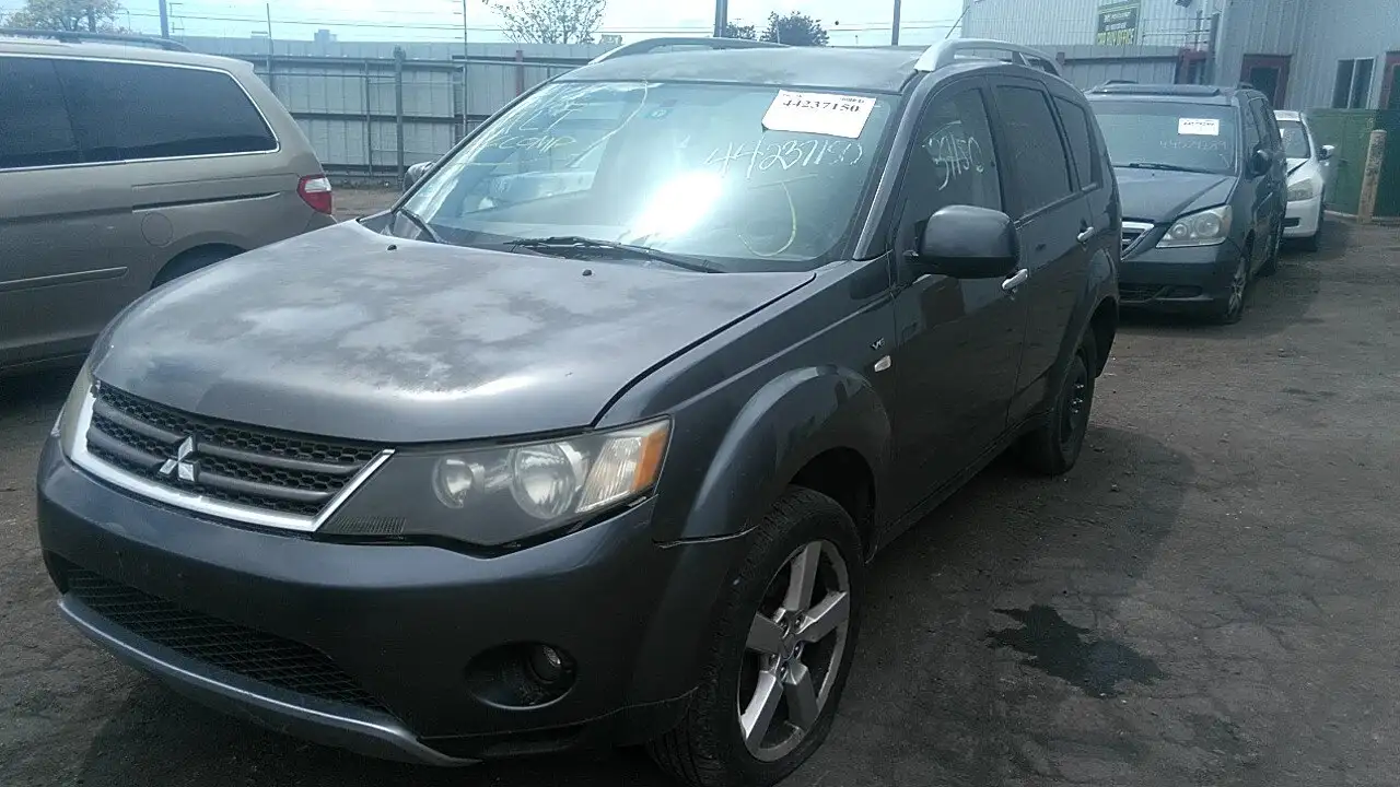 Photo of 2008 Mitsubishi Outlander