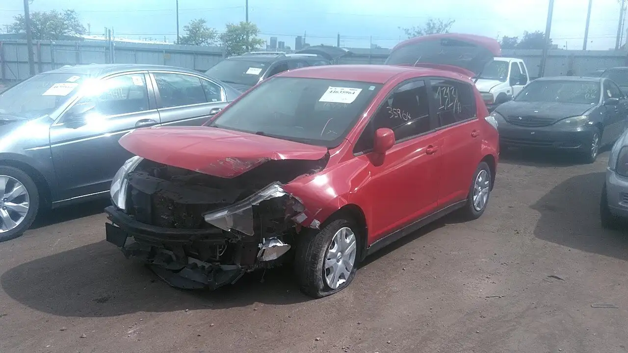 Photo of 2011 Nissan Versa