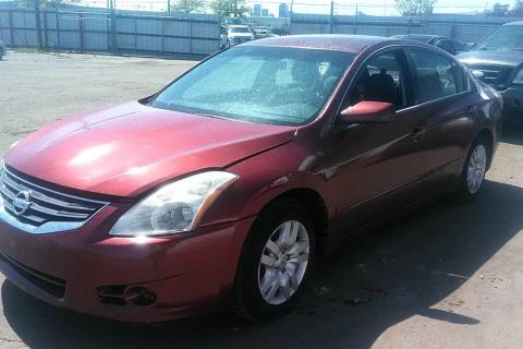Photo of 2011 Nissan Altima