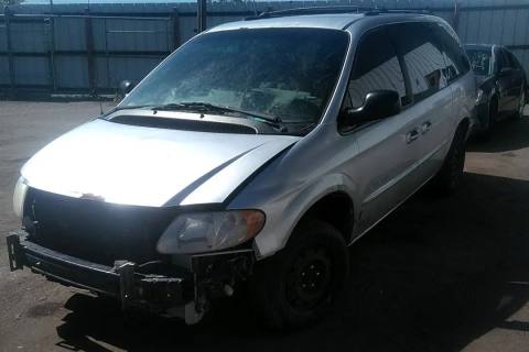 Photo of 2001 Chrysler Town & Country