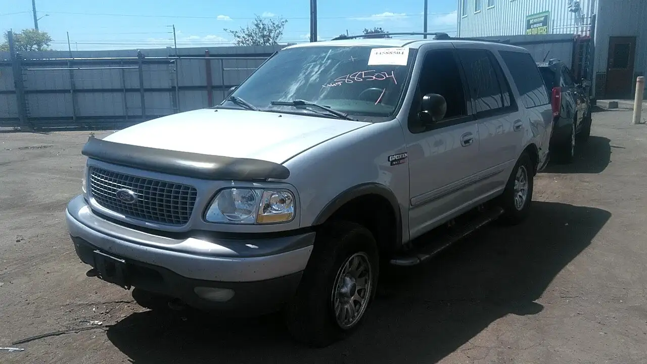 Photo of 2002 Ford Expedition