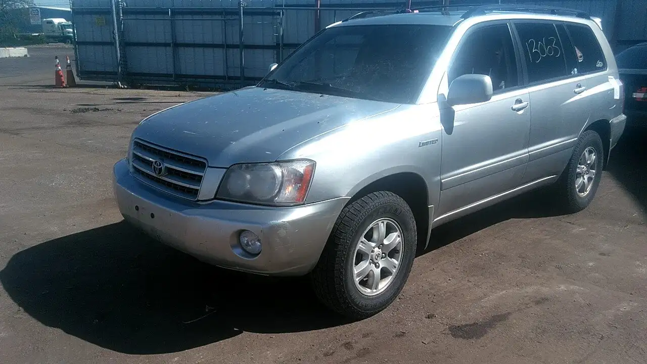 Photo of 2001 Toyota Highlander