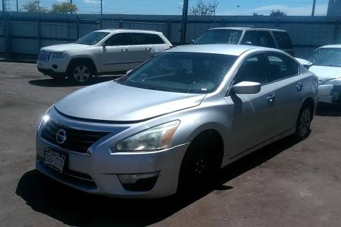 Photo of 2015 Nissan Altima