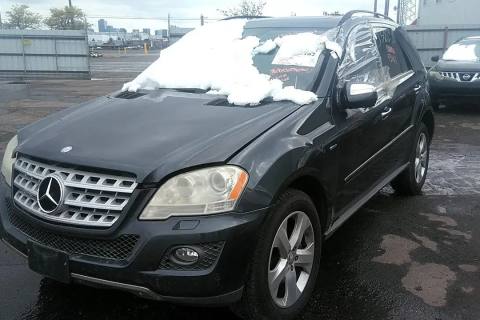 Photo of 2010 Mercedes-Benz Ml350