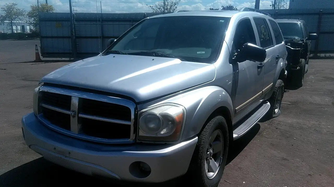Photo of 2005 Dodge Durango