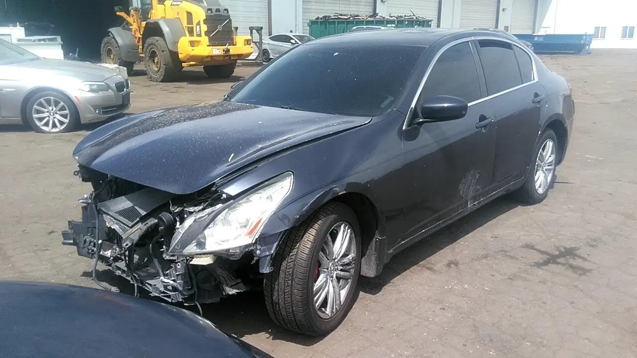 Photo of 2011 Infiniti G25