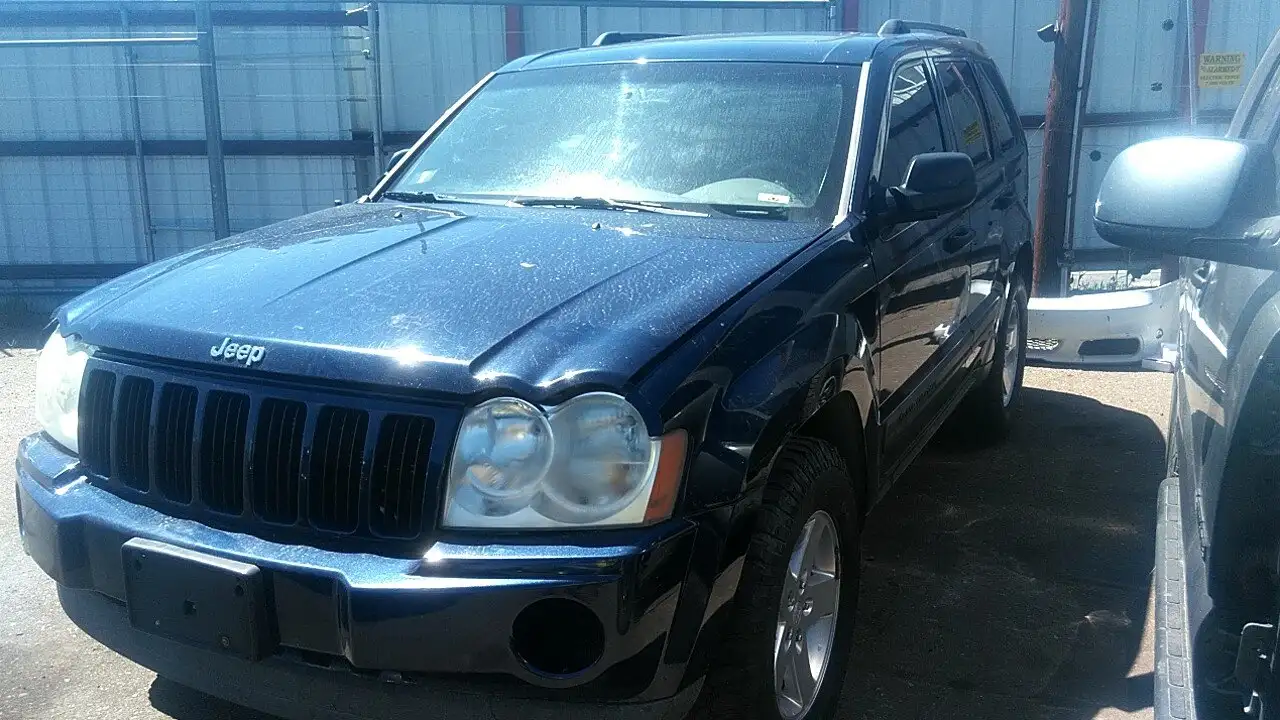 Photo of 2005 Jeep Grand Cherokee